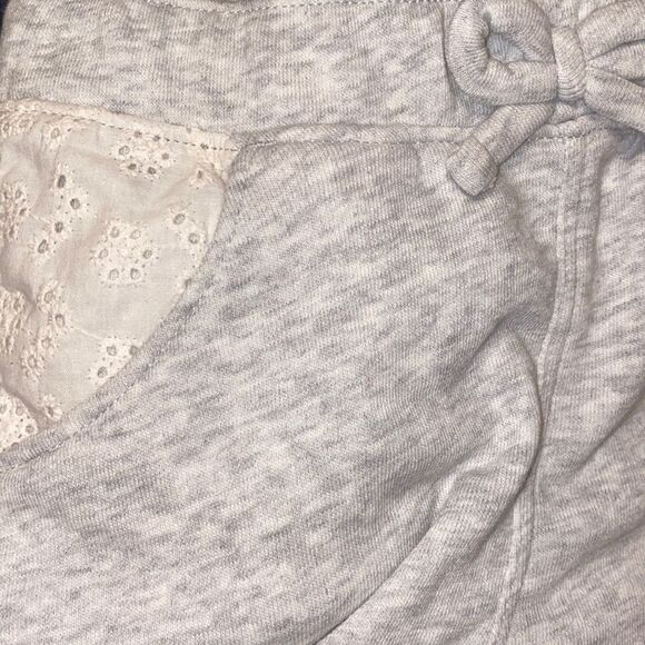 ✨2xHP✨Eyelet Trim French Terry Joggers✨ - Picture 3 of 4